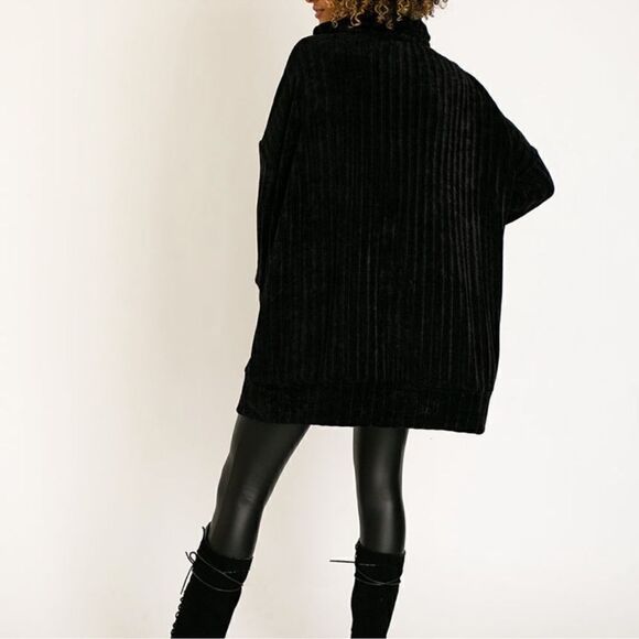 Joyfolie Oversized Leal Tan Sweater size L - Picture 8 of 12